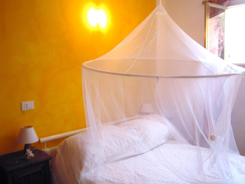 Casa Marlela Villa Brucoli Kamer foto